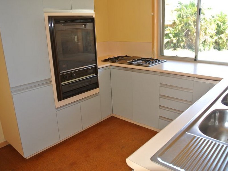111 Smith Road, Woodridge QLD 4114