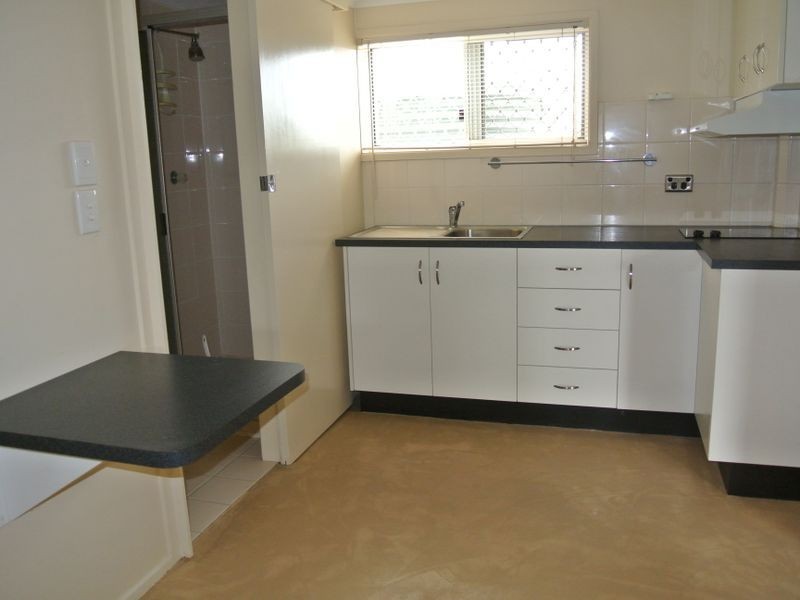 9 Myra Street, Kingston QLD 4114