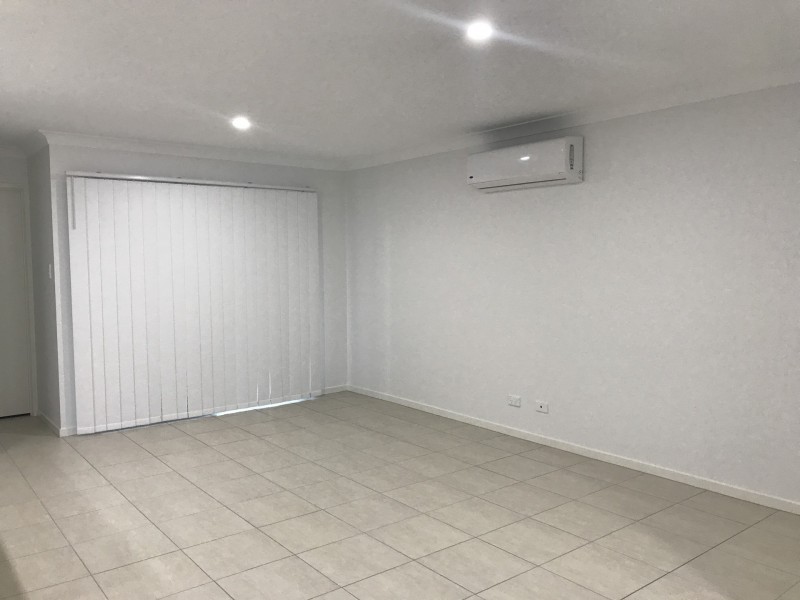 2/13A Spruce Street, Loganlea QLD 4131