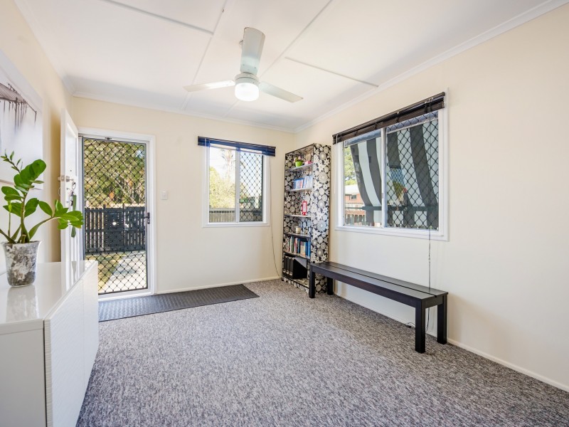 9 Rudge Street, Woodridge QLD 4114