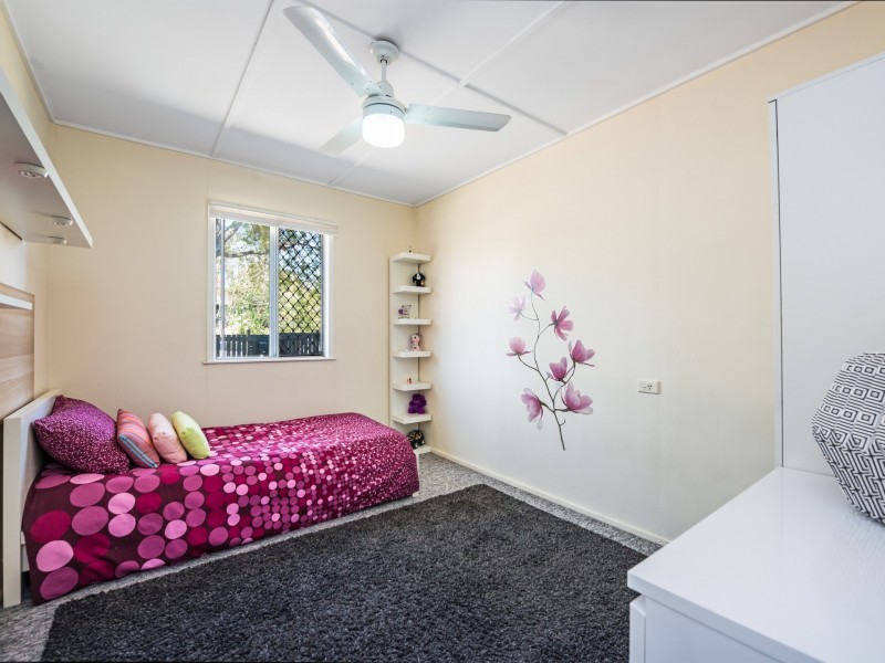 9 Rudge Street, Woodridge QLD 4114