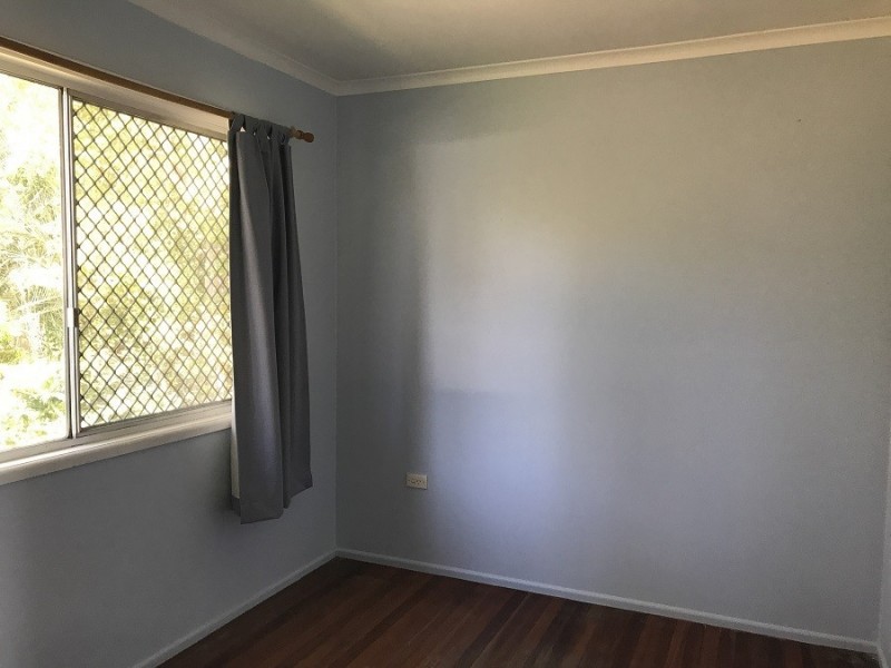 12 Ewinga Street, Kingston QLD 4114