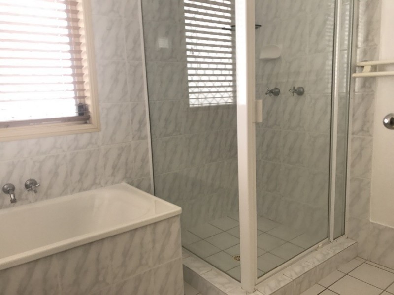 17 Lyrebird Street, Loganlea QLD 4131