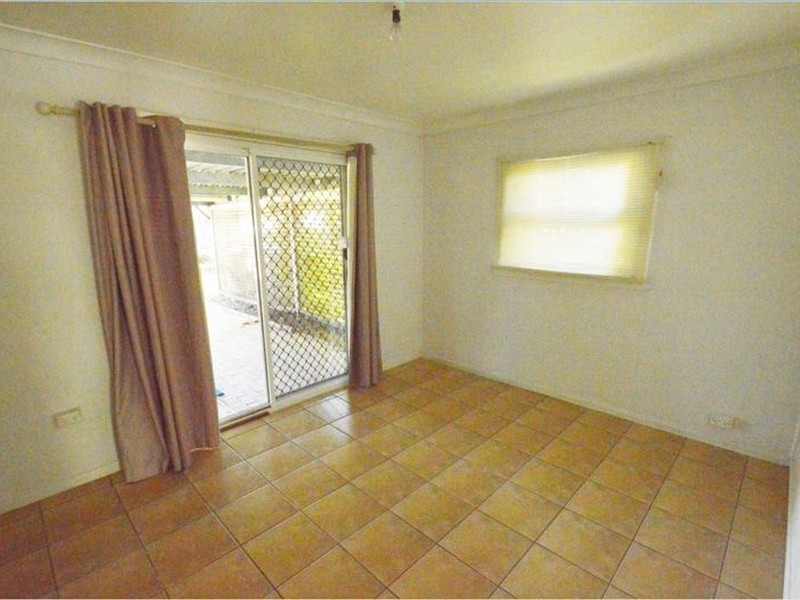10 Acacia Road, Woodridge QLD 4114