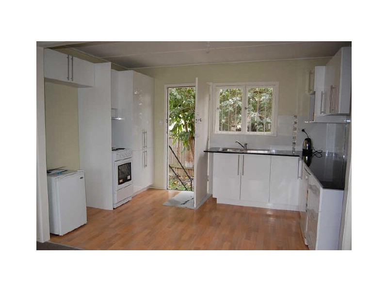 74 Ewing Road, Woodridge QLD 4114