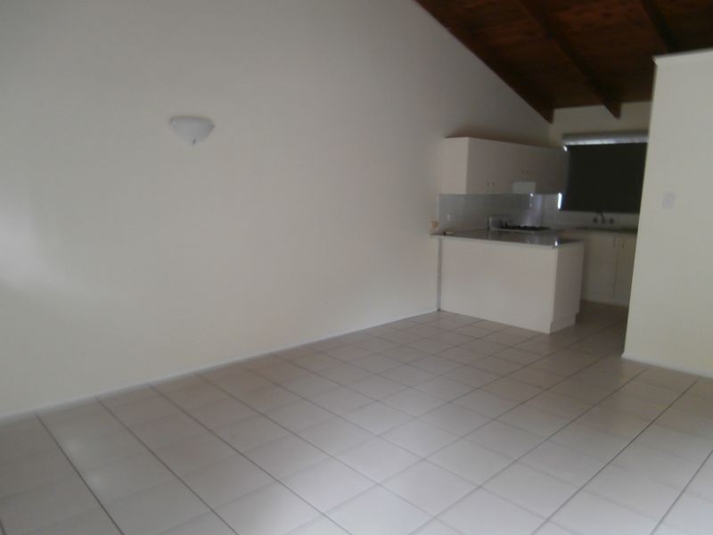 1/16 Forest Street, Woodridge QLD 4114