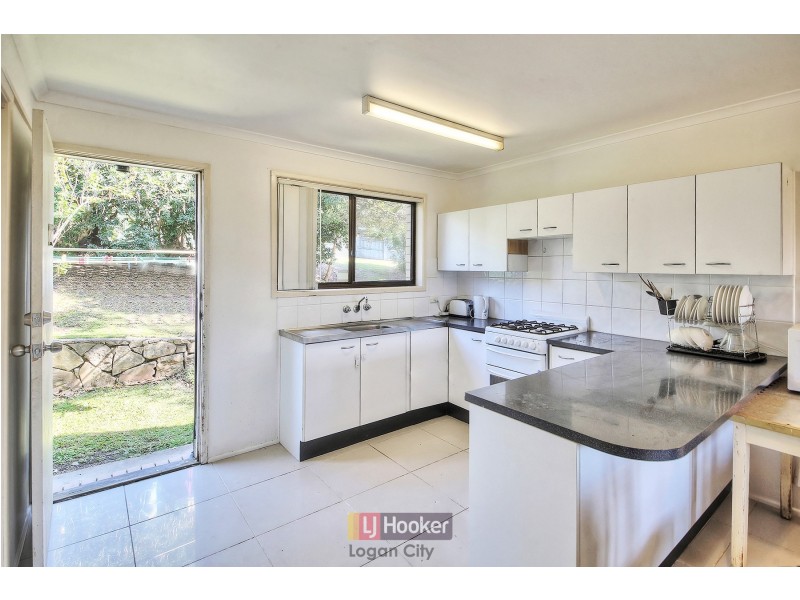 27/16 Forest Street, Woodridge QLD 4114