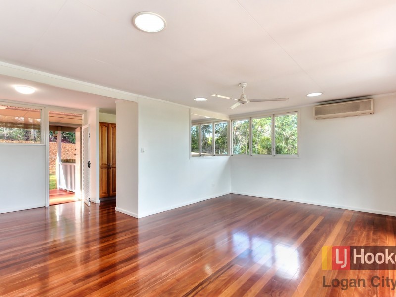 25 Collin Court, Kingston QLD 4114
