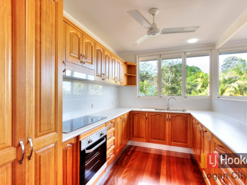 25 Collin Court, Kingston QLD 4114