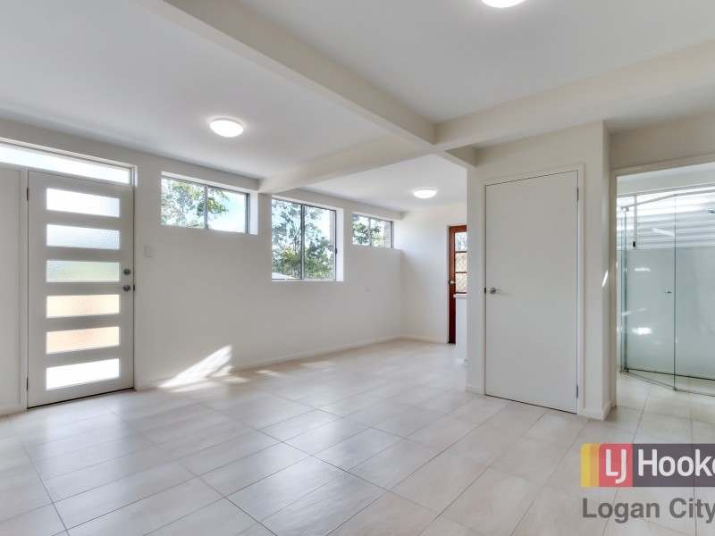 25 Collin Court, Kingston QLD 4114