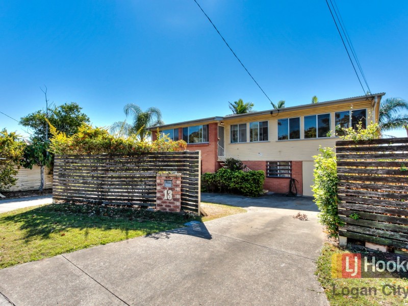 13 Myra Street, Kingston QLD 4114