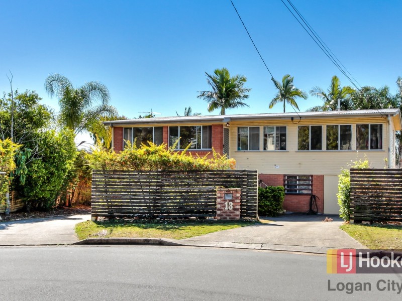 13 Myra Street, Kingston QLD 4114