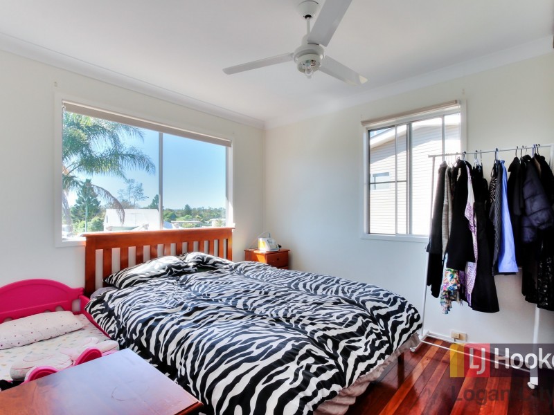13 Myra Street, Kingston QLD 4114