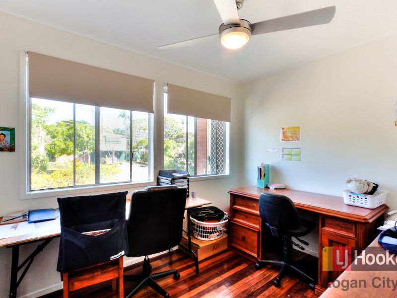 13 Myra Street, Kingston QLD 4114