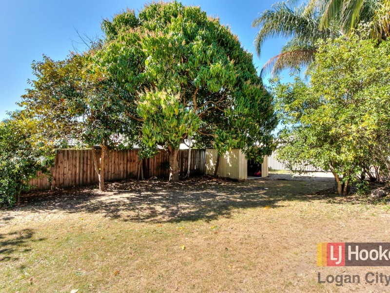 13 Myra Street, Kingston QLD 4114