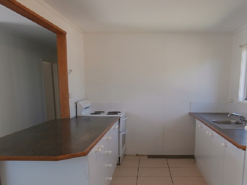 13 Maple Street, Kingston QLD 4114