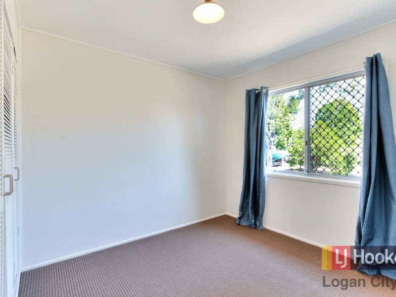 123 Jacaranda Avenue, Logan Central QLD 4114