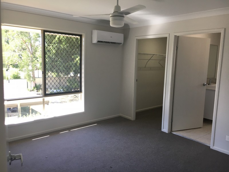 1/17A Cypress Drive, Marsden QLD 4132