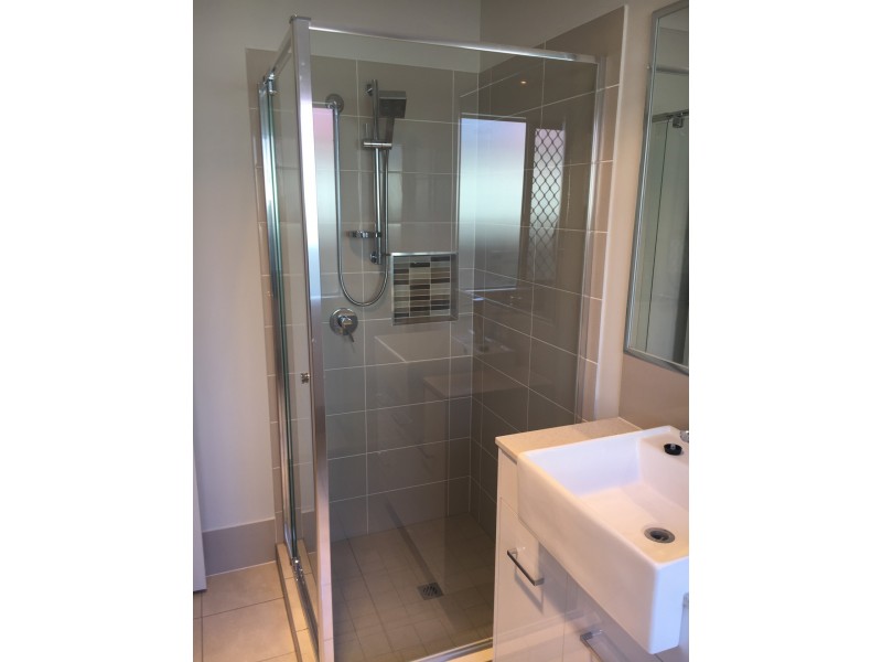 2/17A Cypress Drive, Marsden QLD 4132