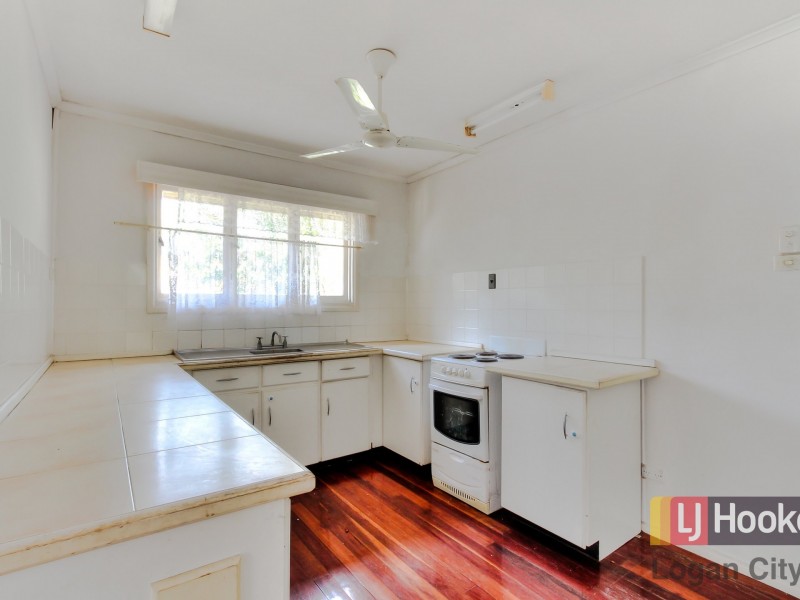 3 Edward Street, Woodridge QLD 4114