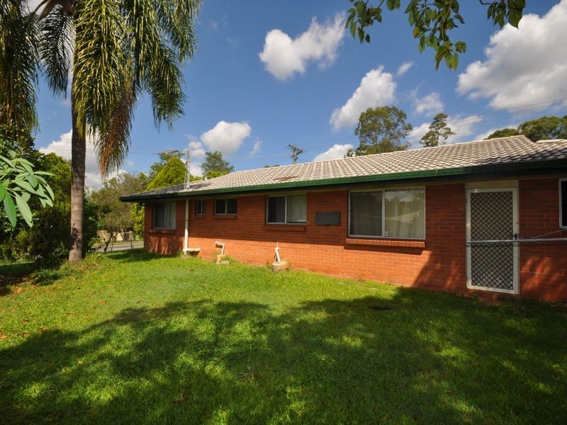 24 Omar Street, Woodridge QLD 4114