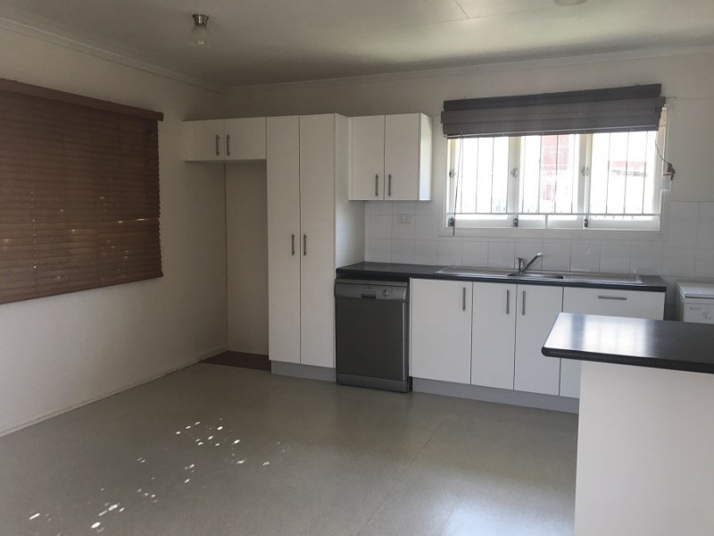 22 Madison Street, Woodridge QLD 4114