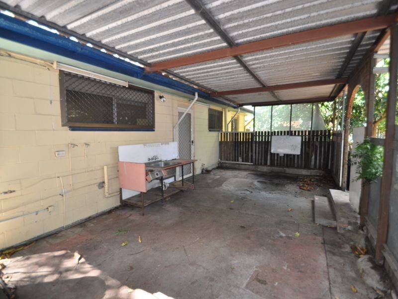 16 Rudge Street, Woodridge QLD 4114