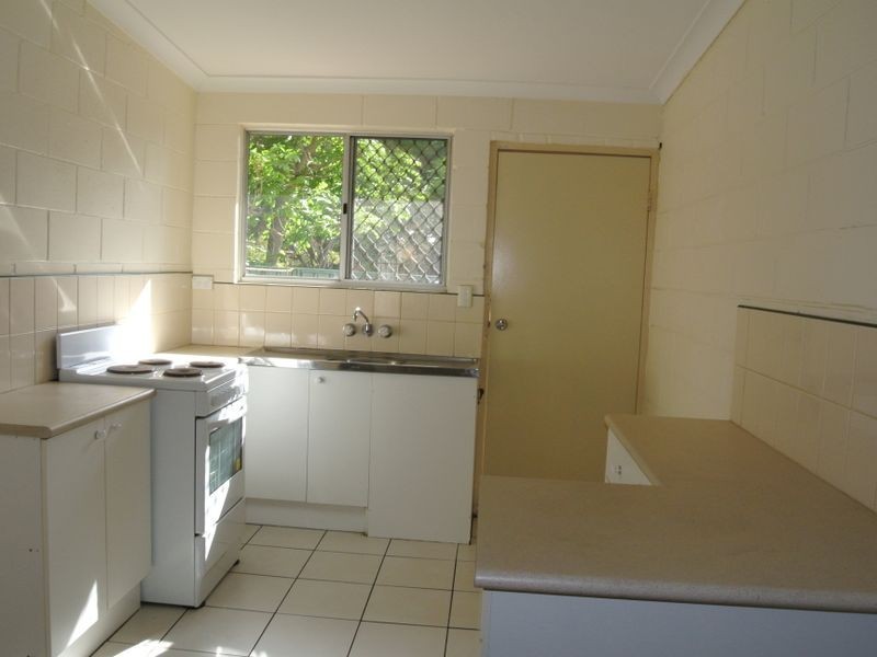 3/12 Defiance Road, Logan Central QLD 4114