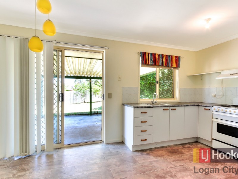 30 Packett Crescent, Loganlea QLD 4131