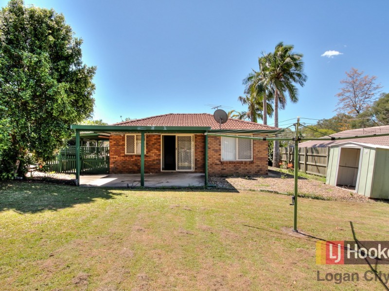 30 Packett Crescent, Loganlea QLD 4131