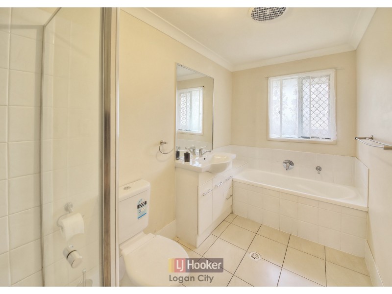 18 Davies Street, Goodna QLD 4300