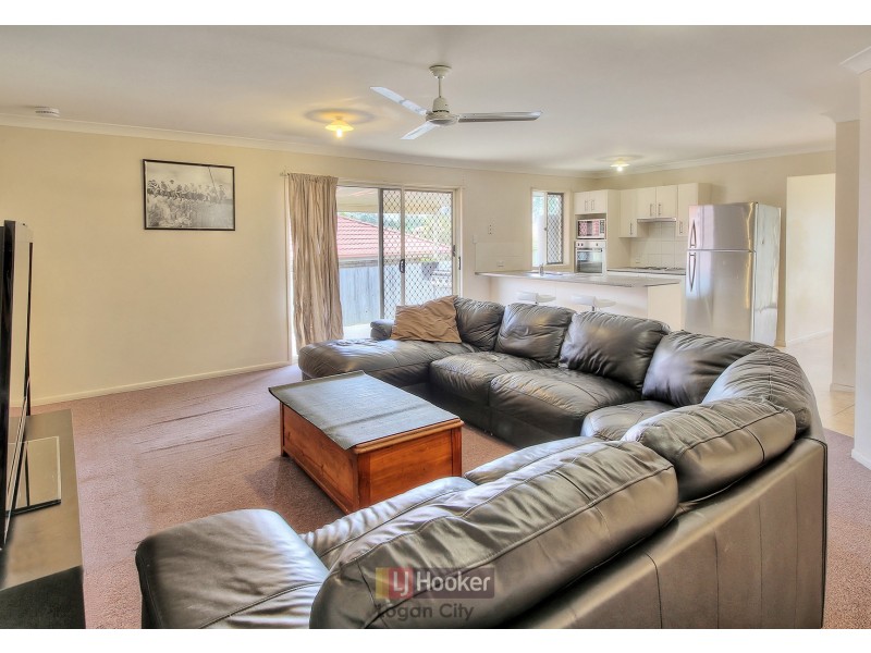 18 Davies Street, Goodna QLD 4300