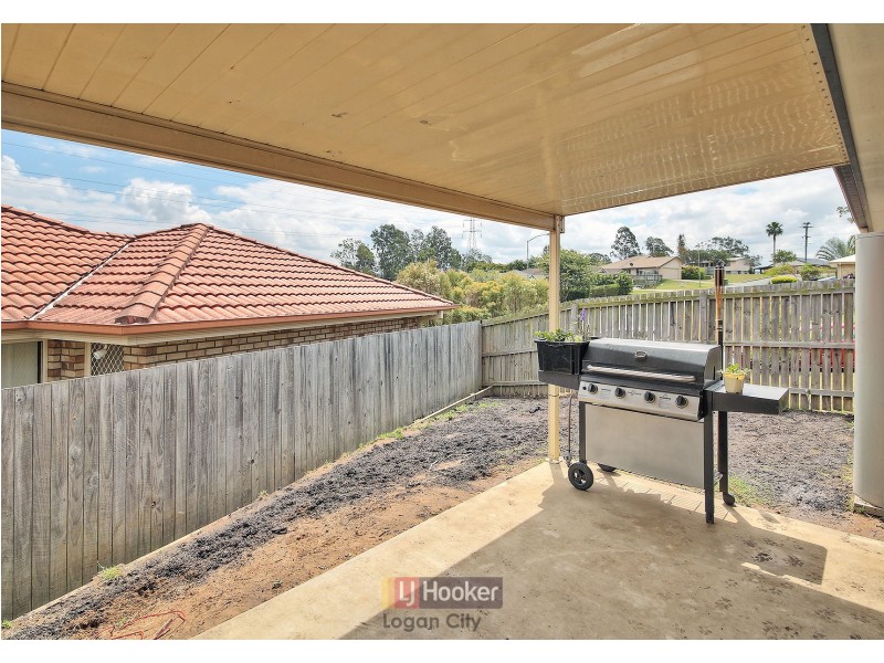 18 Davies Street, Goodna QLD 4300