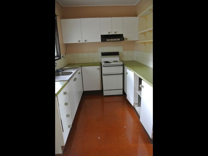 16 Greenwood Street, Kingston QLD 4114