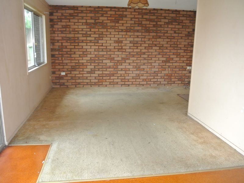 16 Greenwood Street, Kingston QLD 4114