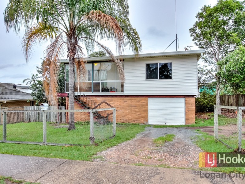 77 Jacaranda Ave, Logan Central QLD 4114