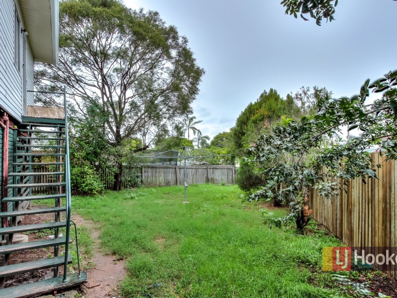 77 Jacaranda Ave, Logan Central QLD 4114