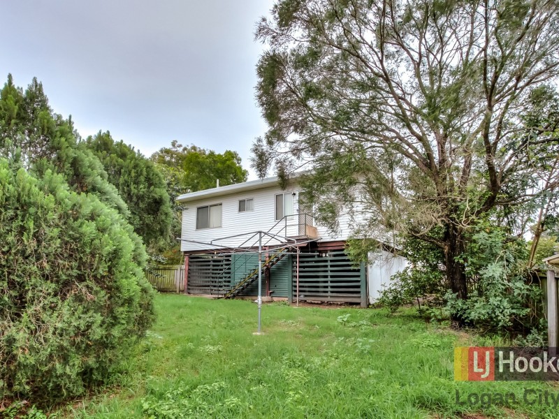 77 Jacaranda Ave, Logan Central QLD 4114