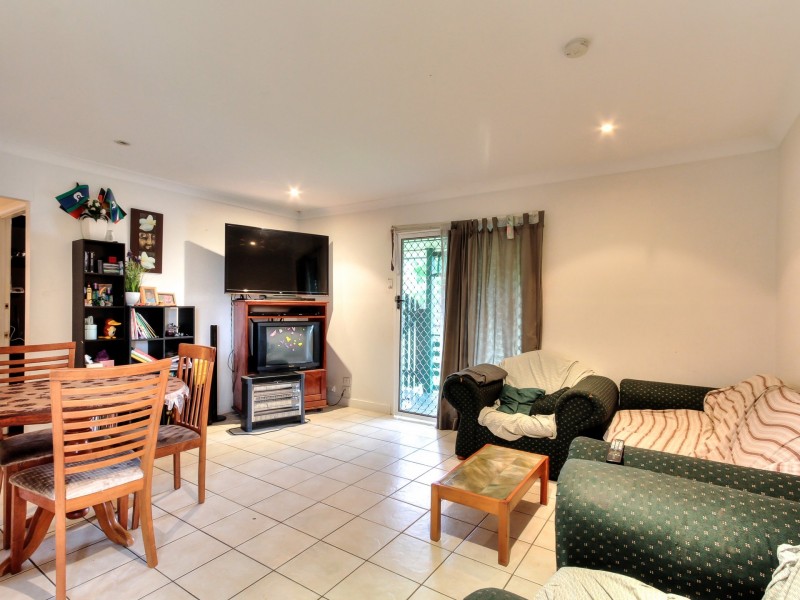 1 Edward Street, Woodridge QLD 4114