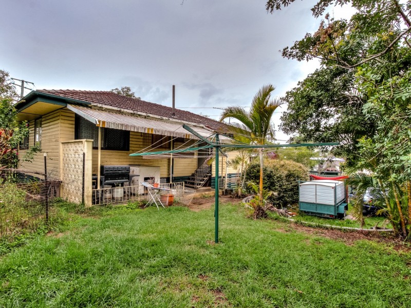 1 Edward Street, Woodridge QLD 4114