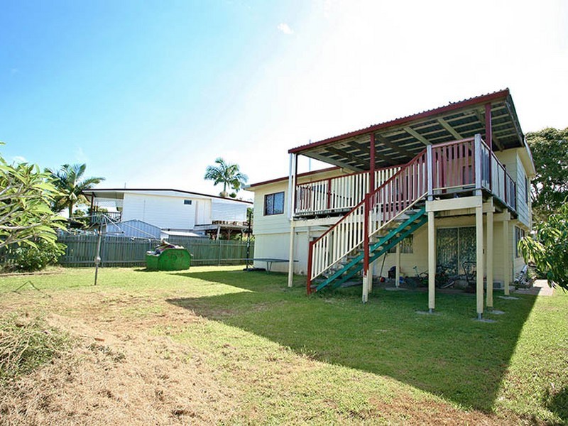 9 Greenwood Street, Kingston QLD 4114