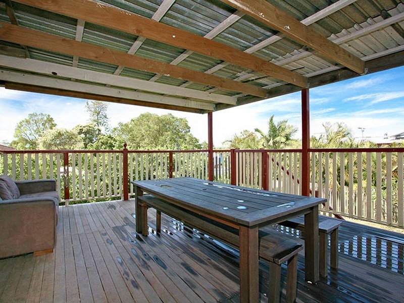 9 Greenwood Street, Kingston QLD 4114