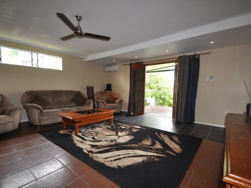 6 Balladonia Street, Woodridge QLD 4114