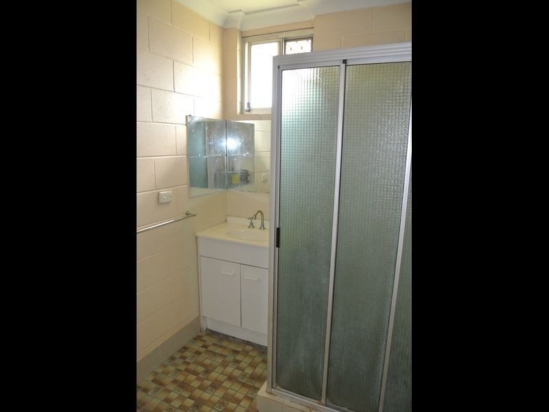 5/42 Defiance Road, Logan Central QLD 4114