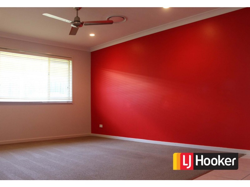 11 Shamrock St, Crestmead QLD 4132