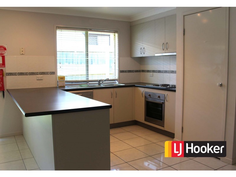 11 Shamrock St, Crestmead QLD 4132