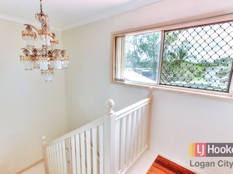 26 Pine Drive, Woodridge QLD 4114