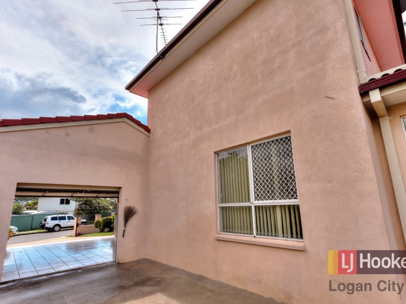 26 Pine Drive, Woodridge QLD 4114