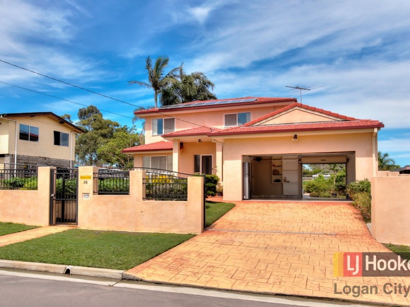 26 Pine Drive, Woodridge QLD 4114