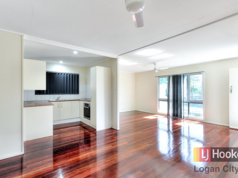 7 Wilbin Street, Woodridge QLD 4114